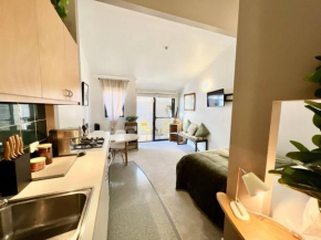 Central & Spacious New Farm Pad w/ great amenities